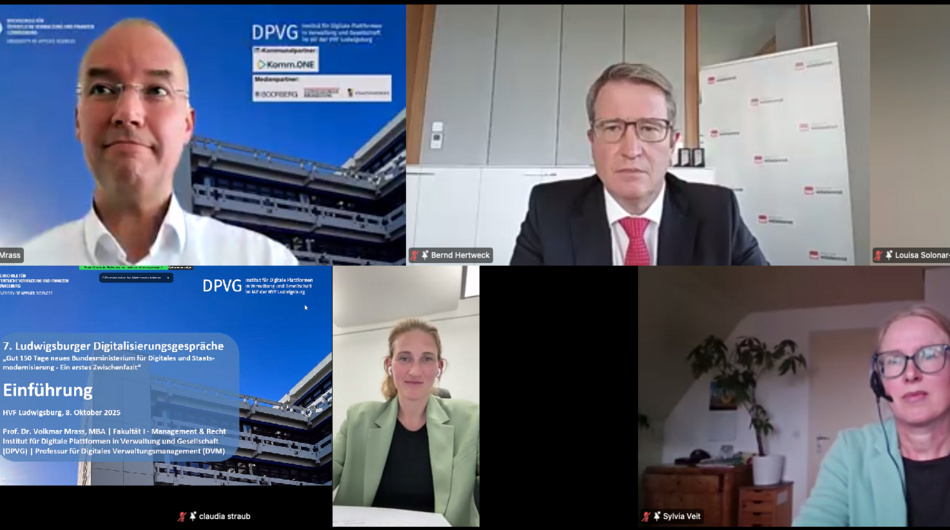 Diskussionsrunde bei den 7. Ludwigsburger Digitalisierungsgesprächen. Fünf Teilnehmende in einer Videokonferenz diskutieren.