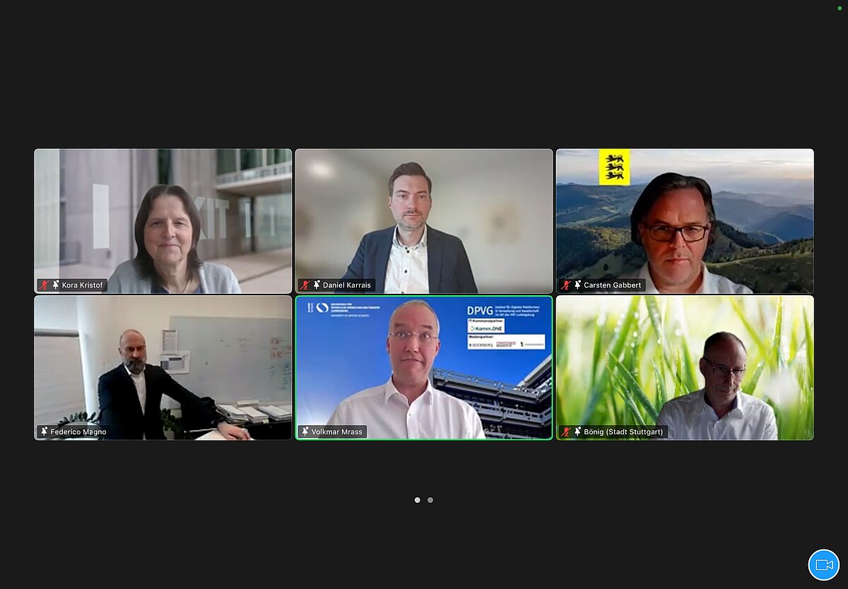 Bildschirmaufnahme der Teilnehmenden an der Diskussionsrunde