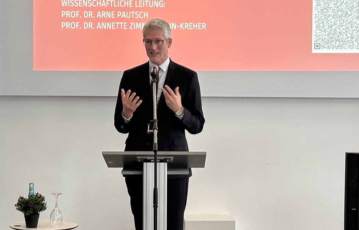 Redner Steffen Jäger
