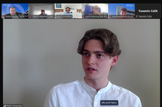Online-Podiumsdiskussion zur Rolle externer Berater in der Digitalisierung von Kommunen.